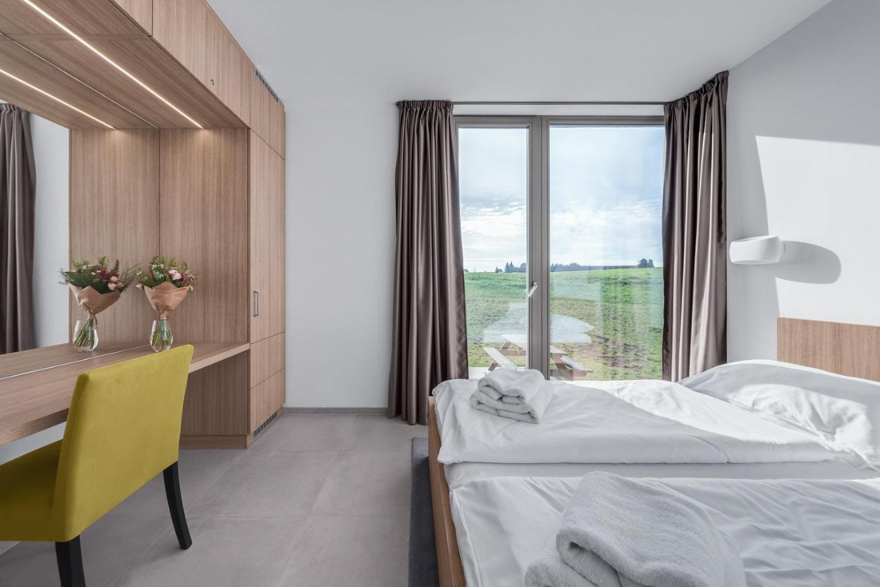 Apartmany Hradecek Mladé Buky Dış mekan fotoğraf